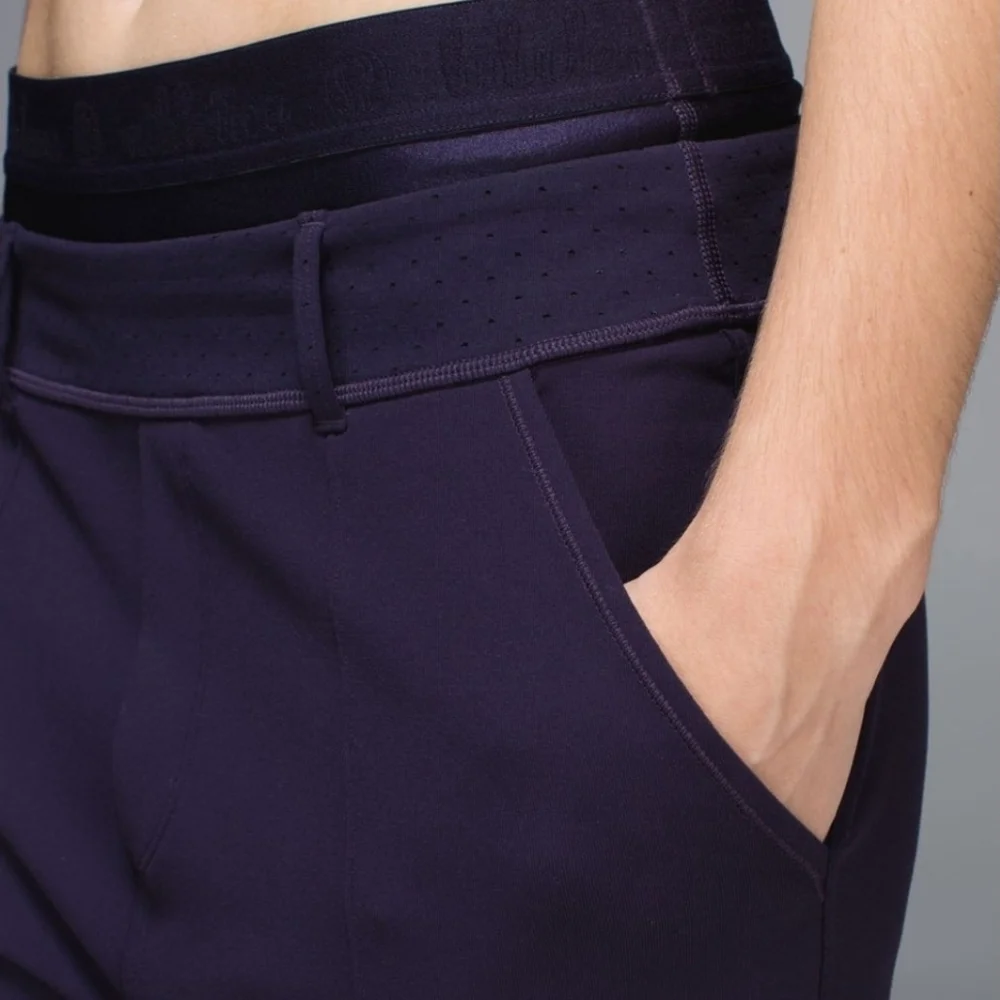 Rare Lululemon Exquisite Trouser CropShine Dot Black Grape W6E22S Wm Sz 8 2014 - Picture 2 of 11